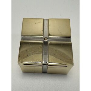 Xanadu‎ Gift Box NO Bow New Battery Mini Clock Watch V
